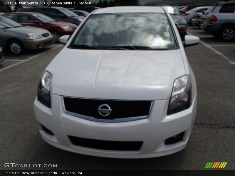 Aspen White / Charcoal 2011 Nissan Sentra 2.0 S