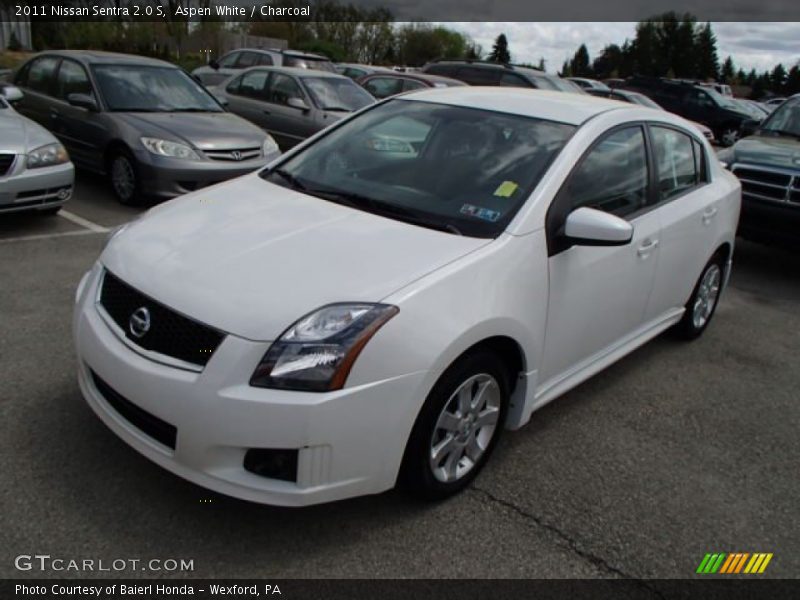 Aspen White / Charcoal 2011 Nissan Sentra 2.0 S