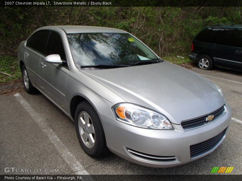 Front 3/4 View of 2007 Impala LT