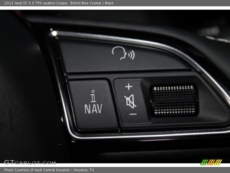 Controls of 2013 S5 3.0 TFSI quattro Coupe
