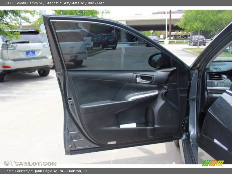 Magnetic Gray Metallic / Black/Ash 2012 Toyota Camry SE
