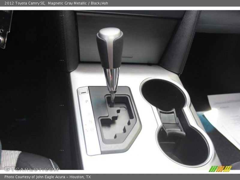 Magnetic Gray Metallic / Black/Ash 2012 Toyota Camry SE