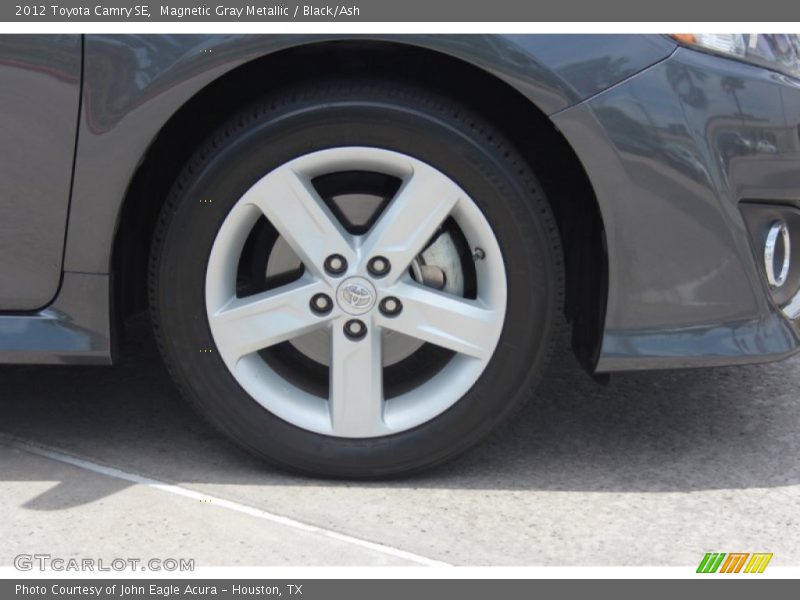 Magnetic Gray Metallic / Black/Ash 2012 Toyota Camry SE