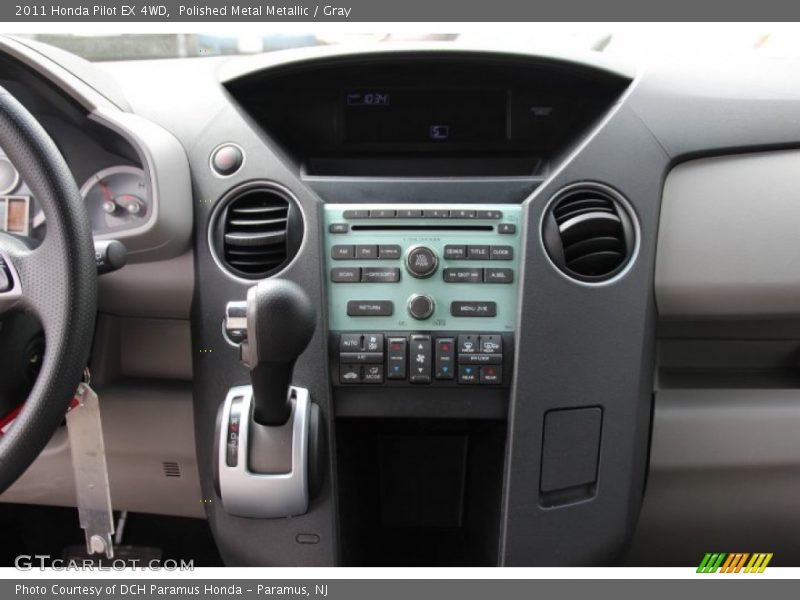 Polished Metal Metallic / Gray 2011 Honda Pilot EX 4WD