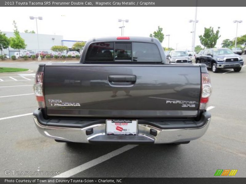 Magnetic Gray Metallic / Graphite 2013 Toyota Tacoma SR5 Prerunner Double Cab
