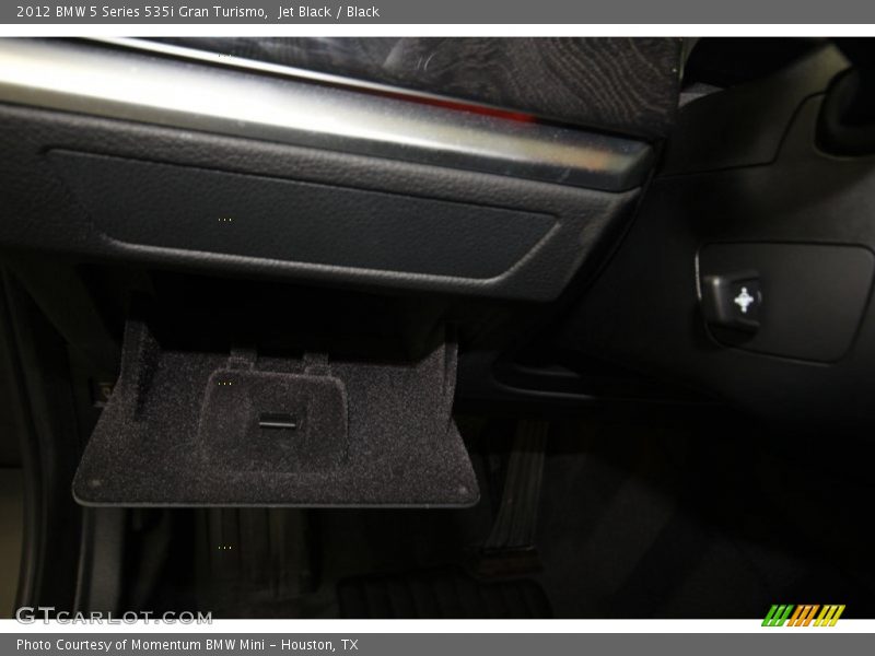 Jet Black / Black 2012 BMW 5 Series 535i Gran Turismo