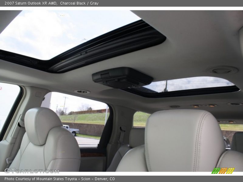 Charcoal Black / Gray 2007 Saturn Outlook XR AWD