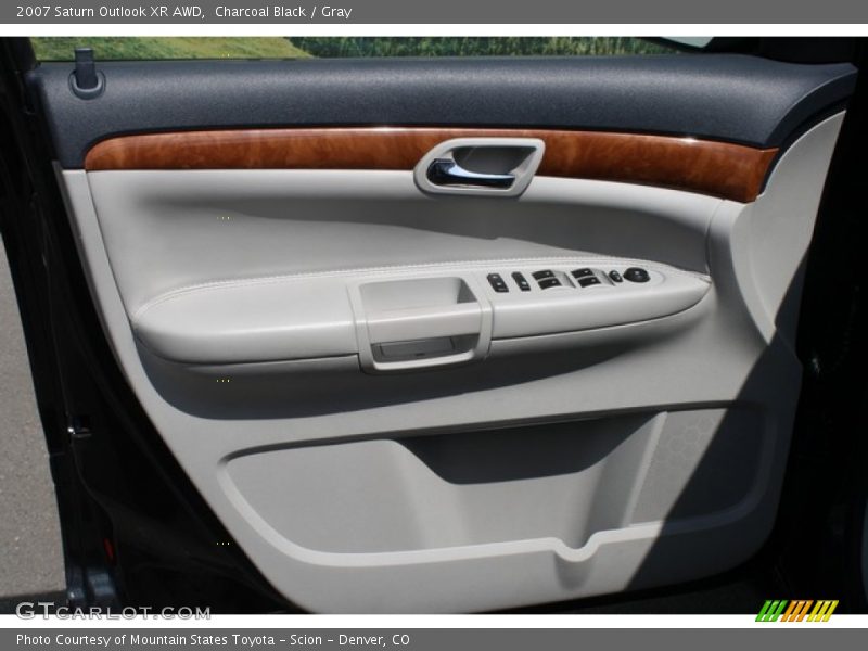Charcoal Black / Gray 2007 Saturn Outlook XR AWD