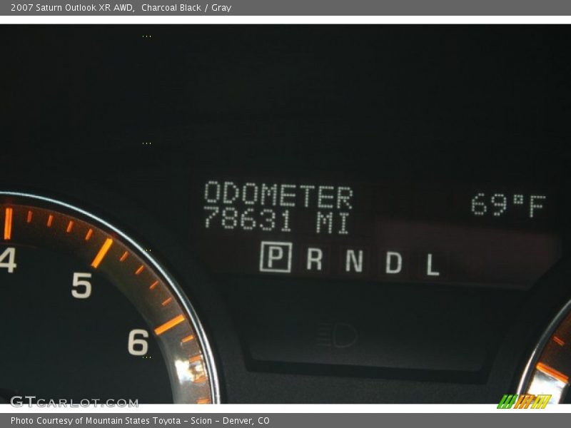 Charcoal Black / Gray 2007 Saturn Outlook XR AWD
