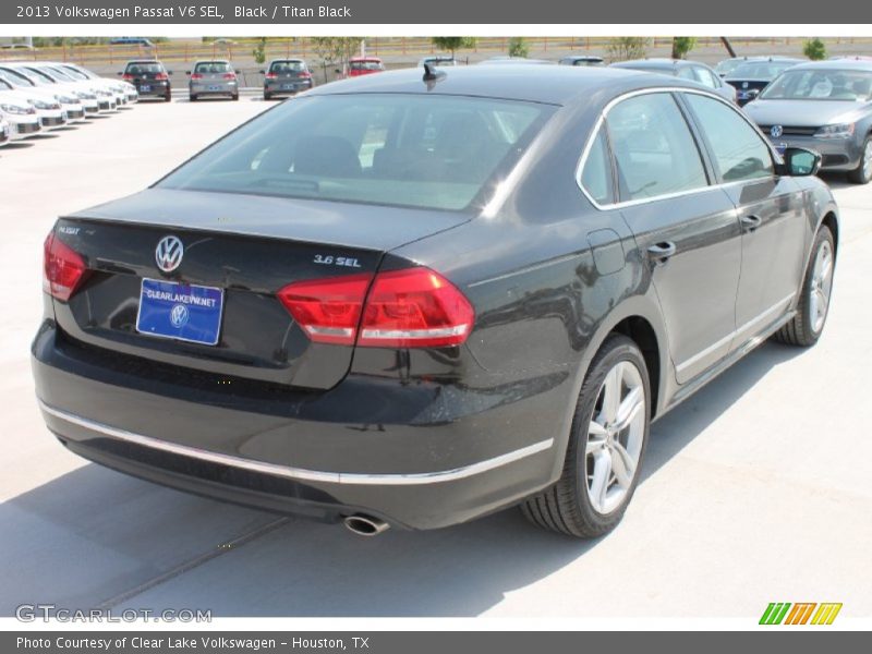 Black / Titan Black 2013 Volkswagen Passat V6 SEL