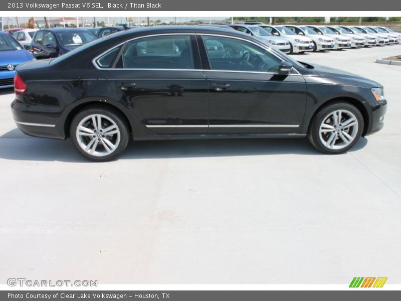 Black / Titan Black 2013 Volkswagen Passat V6 SEL