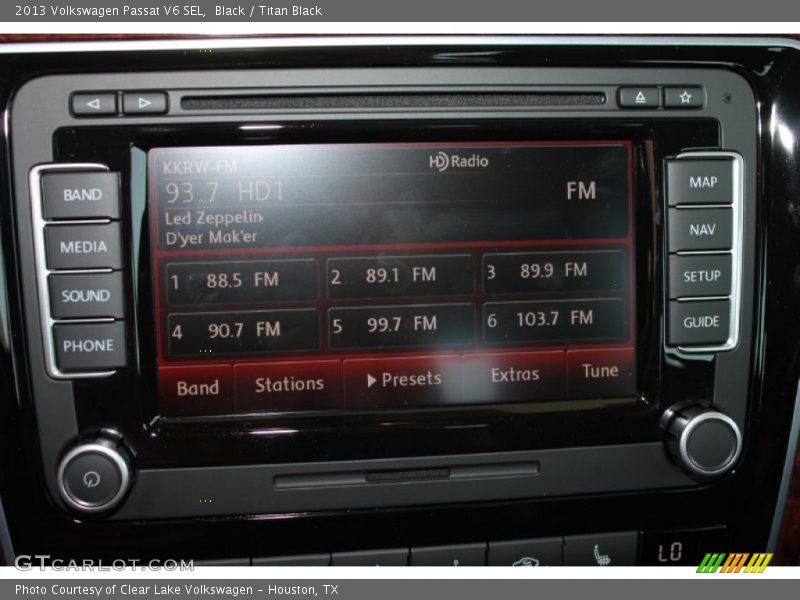 Black / Titan Black 2013 Volkswagen Passat V6 SEL