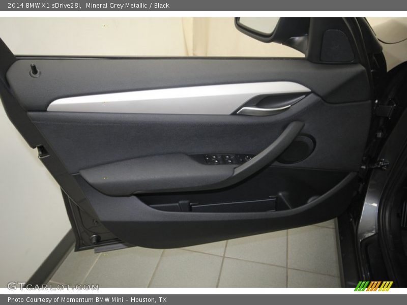 Mineral Grey Metallic / Black 2014 BMW X1 sDrive28i