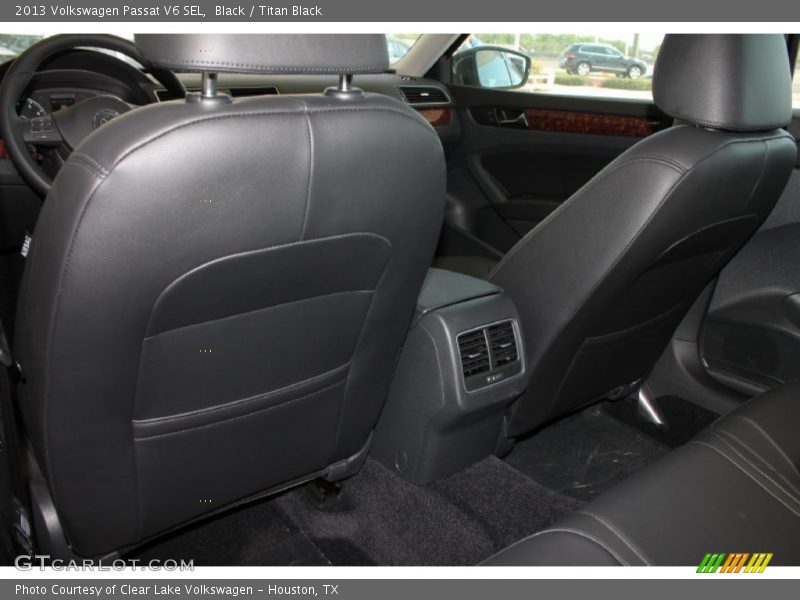 Black / Titan Black 2013 Volkswagen Passat V6 SEL