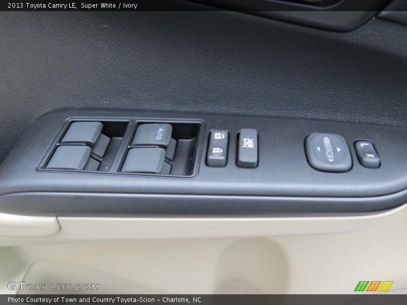 Controls of 2013 Camry LE
