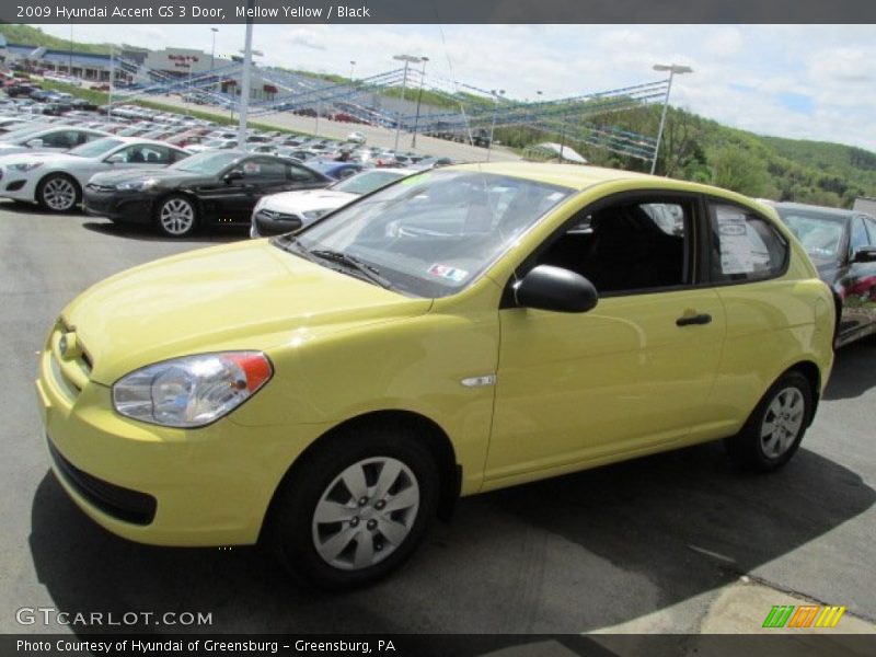 Mellow Yellow / Black 2009 Hyundai Accent GS 3 Door