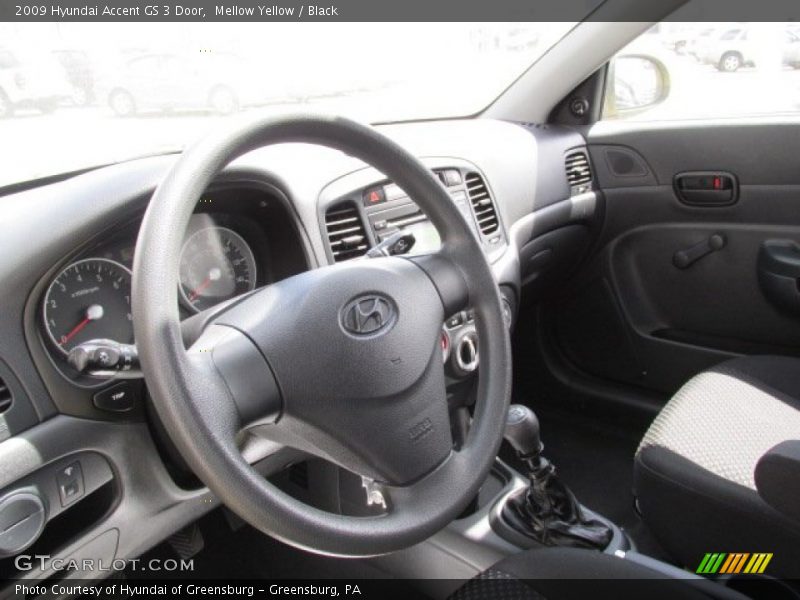 Mellow Yellow / Black 2009 Hyundai Accent GS 3 Door
