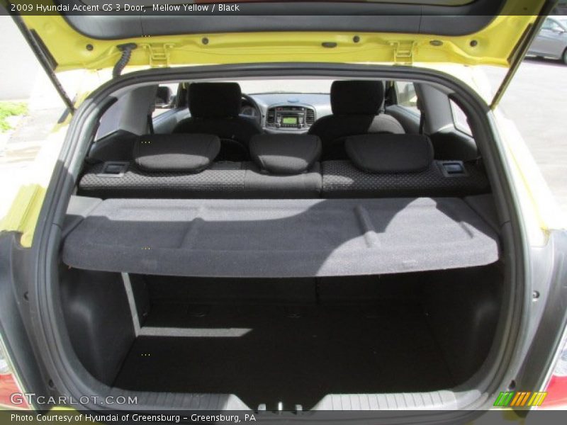 Mellow Yellow / Black 2009 Hyundai Accent GS 3 Door