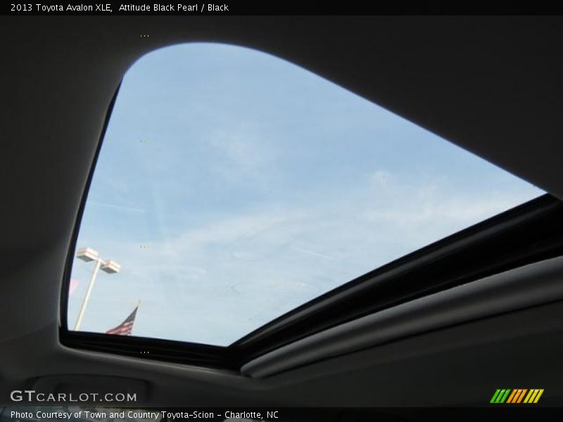 Attitude Black Pearl / Black 2013 Toyota Avalon XLE