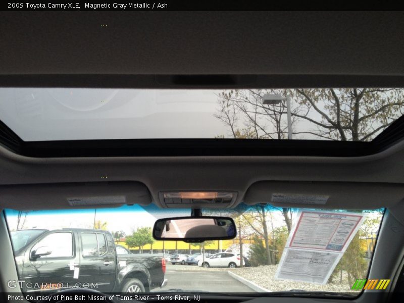 Magnetic Gray Metallic / Ash 2009 Toyota Camry XLE