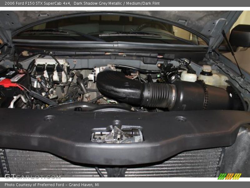  2006 F150 STX SuperCab 4x4 Engine - 4.6 Liter SOHC 16-Valve Triton V8