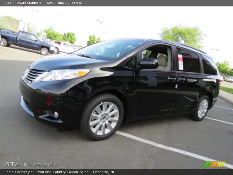 Black / Bisque 2013 Toyota Sienna XLE AWD