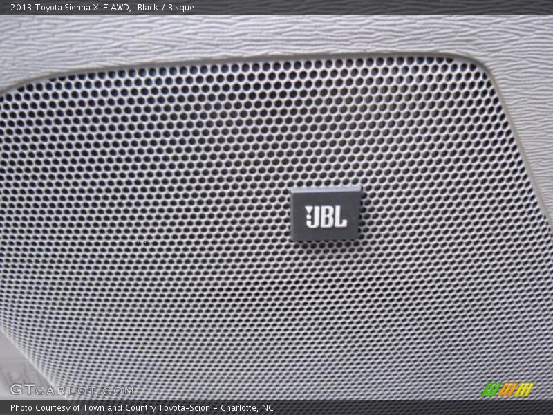 Black / Bisque 2013 Toyota Sienna XLE AWD