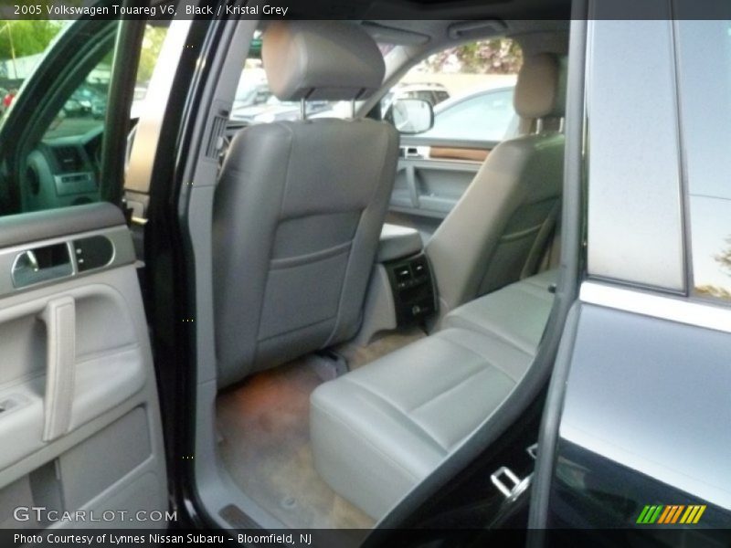 Black / Kristal Grey 2005 Volkswagen Touareg V6