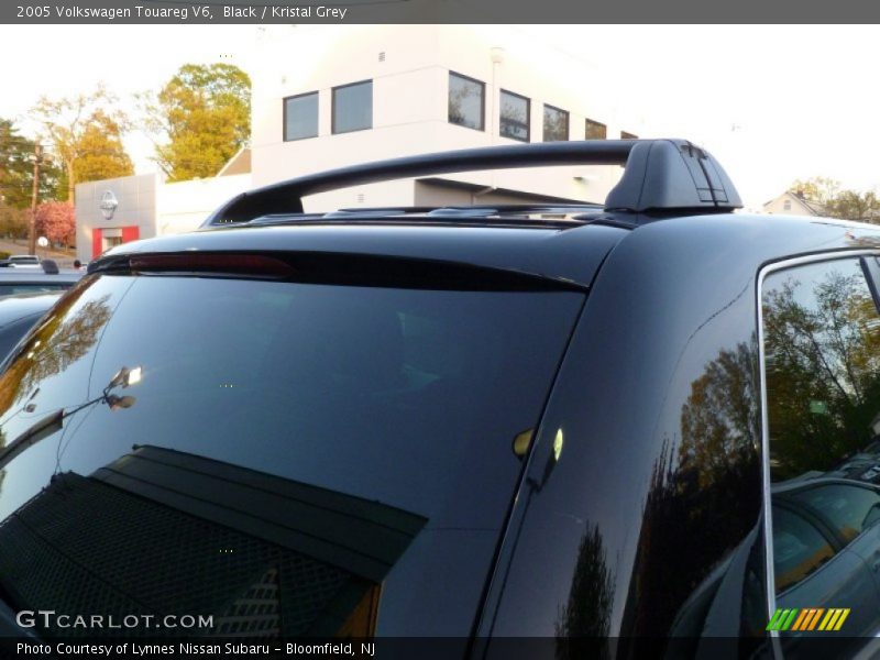Black / Kristal Grey 2005 Volkswagen Touareg V6