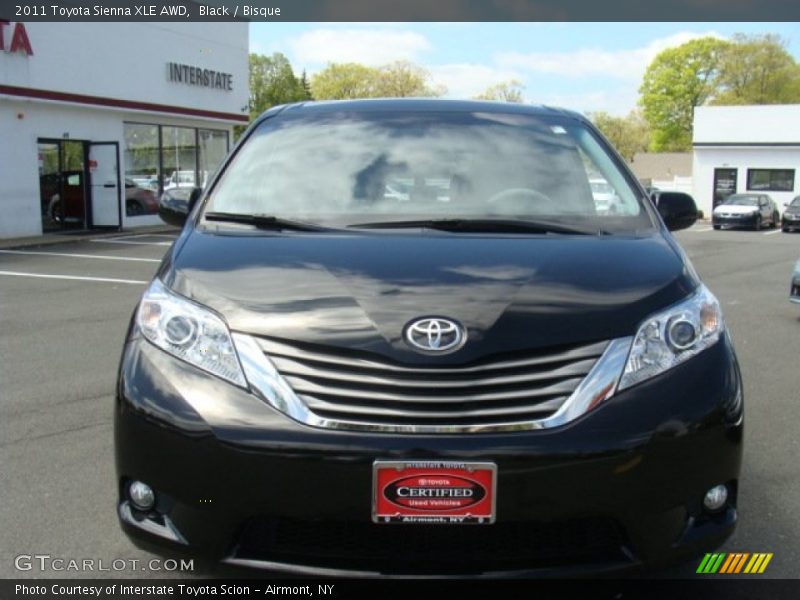 Black / Bisque 2011 Toyota Sienna XLE AWD