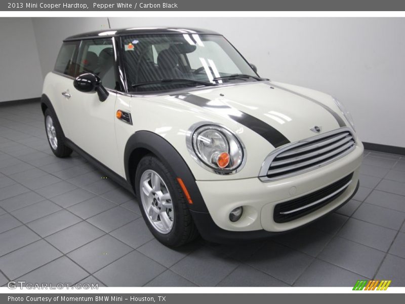 Pepper White / Carbon Black 2013 Mini Cooper Hardtop