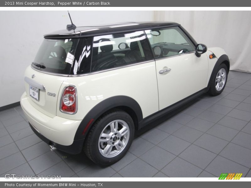 Pepper White / Carbon Black 2013 Mini Cooper Hardtop