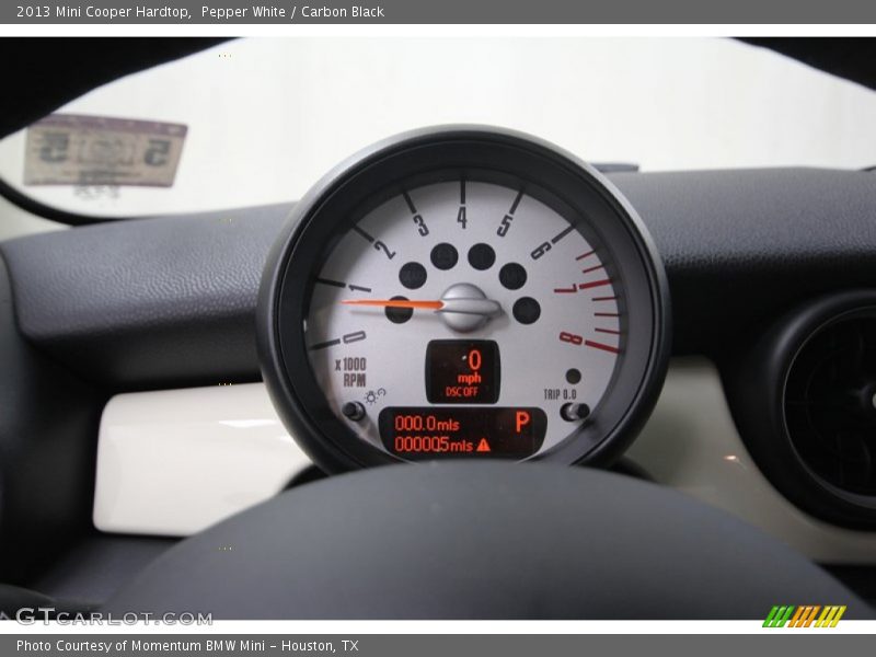 Pepper White / Carbon Black 2013 Mini Cooper Hardtop