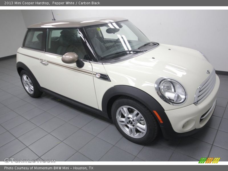 Pepper White / Carbon Black 2013 Mini Cooper Hardtop