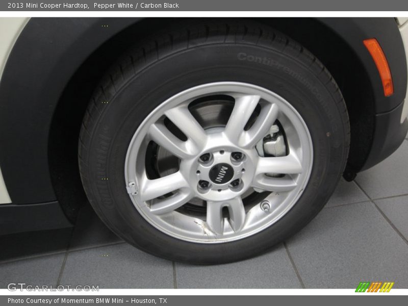 Pepper White / Carbon Black 2013 Mini Cooper Hardtop