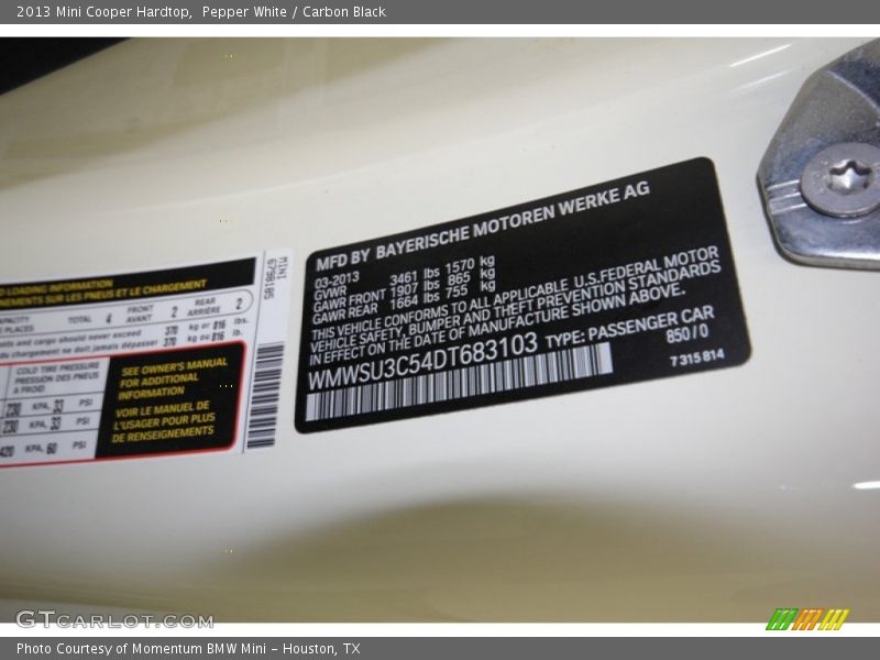 Pepper White / Carbon Black 2013 Mini Cooper Hardtop