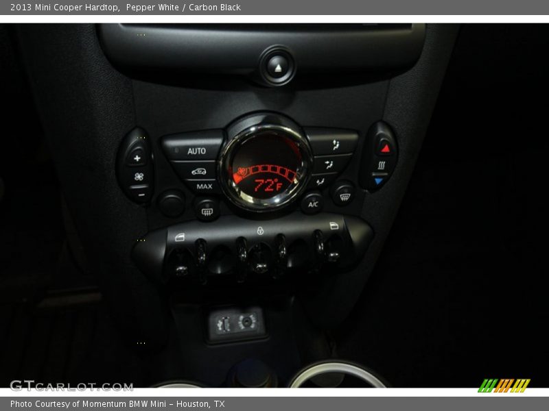 Pepper White / Carbon Black 2013 Mini Cooper Hardtop