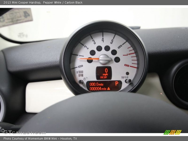 Pepper White / Carbon Black 2013 Mini Cooper Hardtop