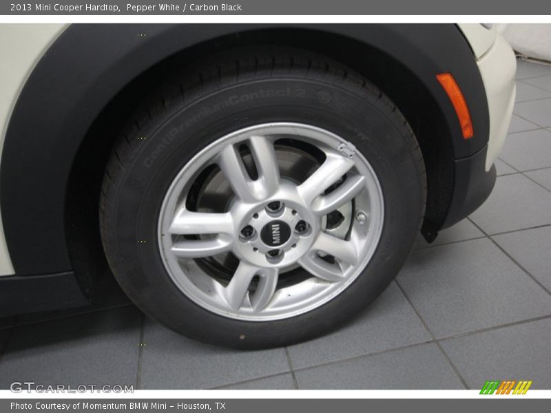 Pepper White / Carbon Black 2013 Mini Cooper Hardtop