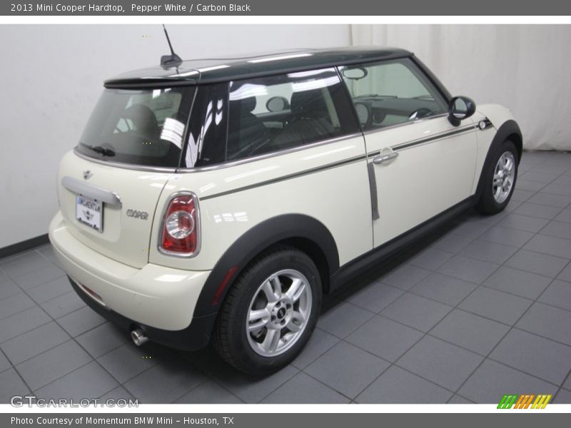 Pepper White / Carbon Black 2013 Mini Cooper Hardtop