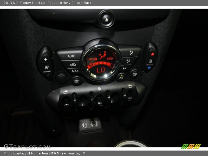 Pepper White / Carbon Black 2013 Mini Cooper Hardtop
