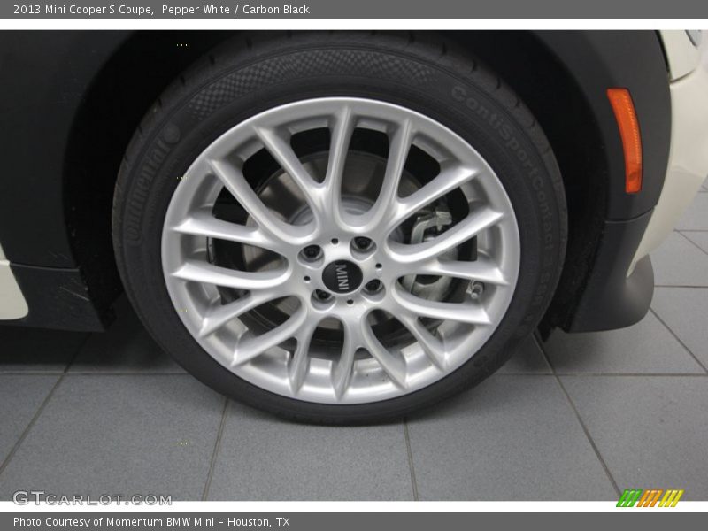 Pepper White / Carbon Black 2013 Mini Cooper S Coupe