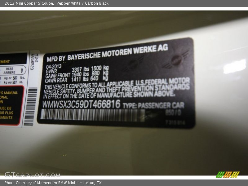 Pepper White / Carbon Black 2013 Mini Cooper S Coupe