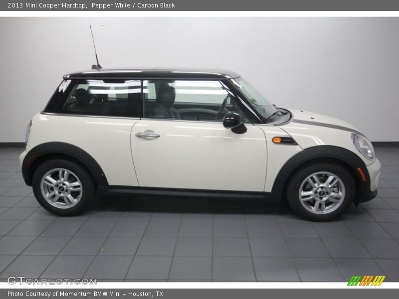 Pepper White / Carbon Black 2013 Mini Cooper Hardtop