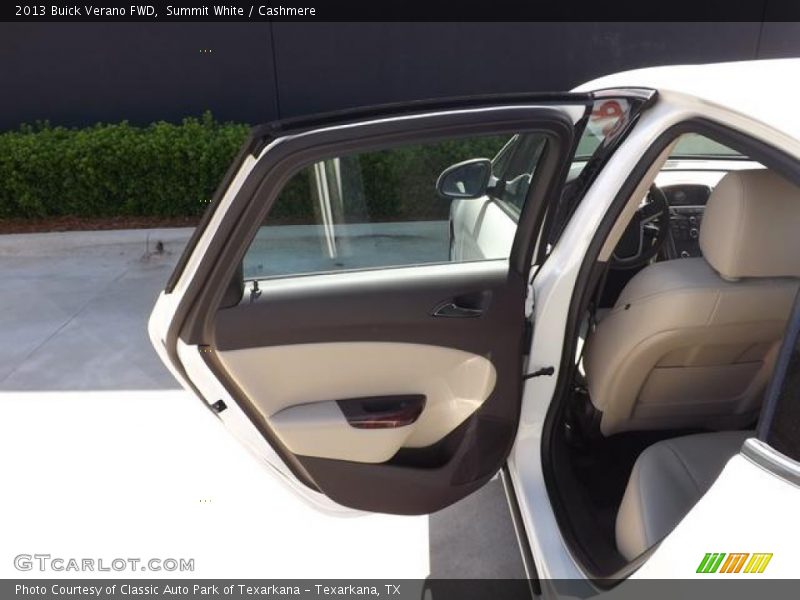 Summit White / Cashmere 2013 Buick Verano FWD