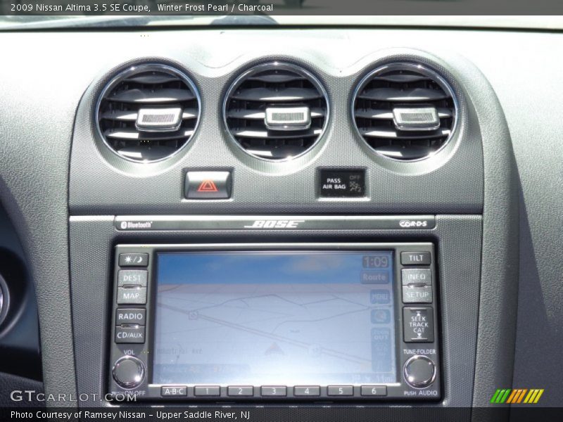 Winter Frost Pearl / Charcoal 2009 Nissan Altima 3.5 SE Coupe