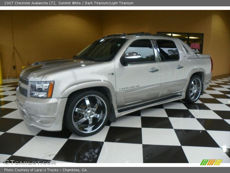 Summit White / Dark Titanium/Light Titanium 2007 Chevrolet Avalanche LTZ