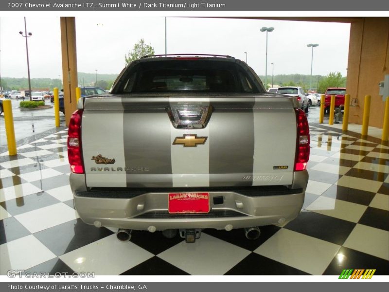 Summit White / Dark Titanium/Light Titanium 2007 Chevrolet Avalanche LTZ