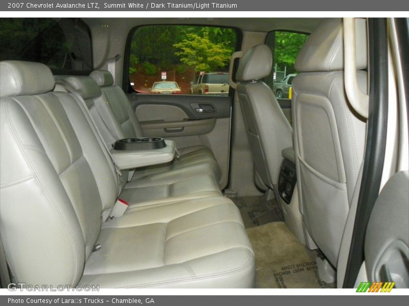Summit White / Dark Titanium/Light Titanium 2007 Chevrolet Avalanche LTZ
