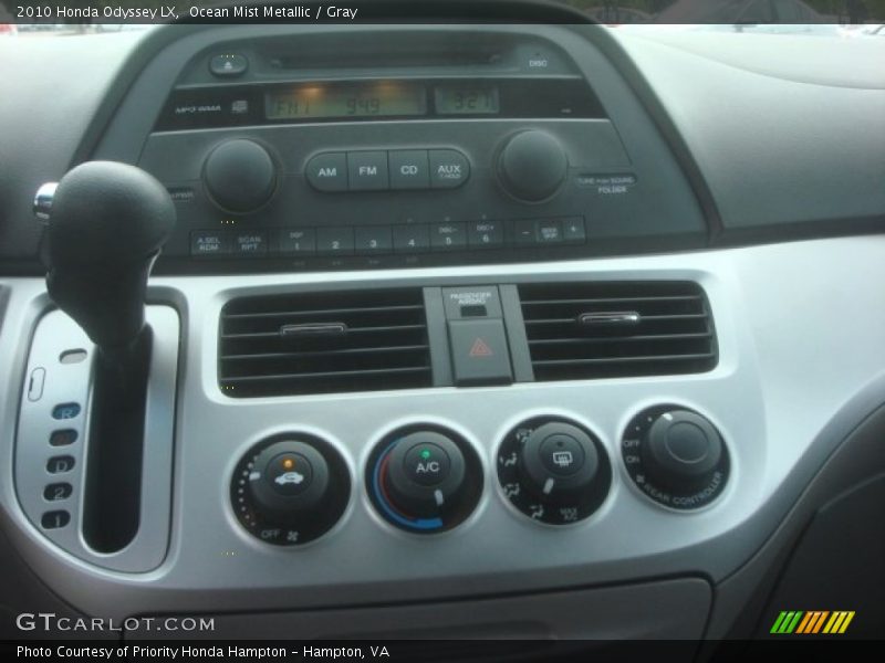 Ocean Mist Metallic / Gray 2010 Honda Odyssey LX